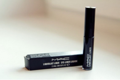 Подводка для глаз - MAC Liquidlast Liner