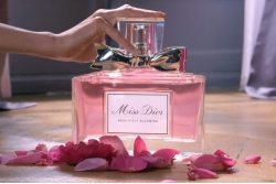 Christian Dior Miss Dior Absolutely Blooming - Парфюмированная вода