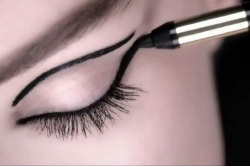 Карандаш для глаз - L'Oreal Paris Super Liner Silkissime