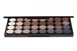 Палетка теней - Makeup Revolution Ultra 32 Shade Palette Affirmation