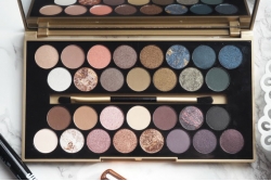 Палетка теней - Makeup Revolution Palette Fortune Favours The Brave